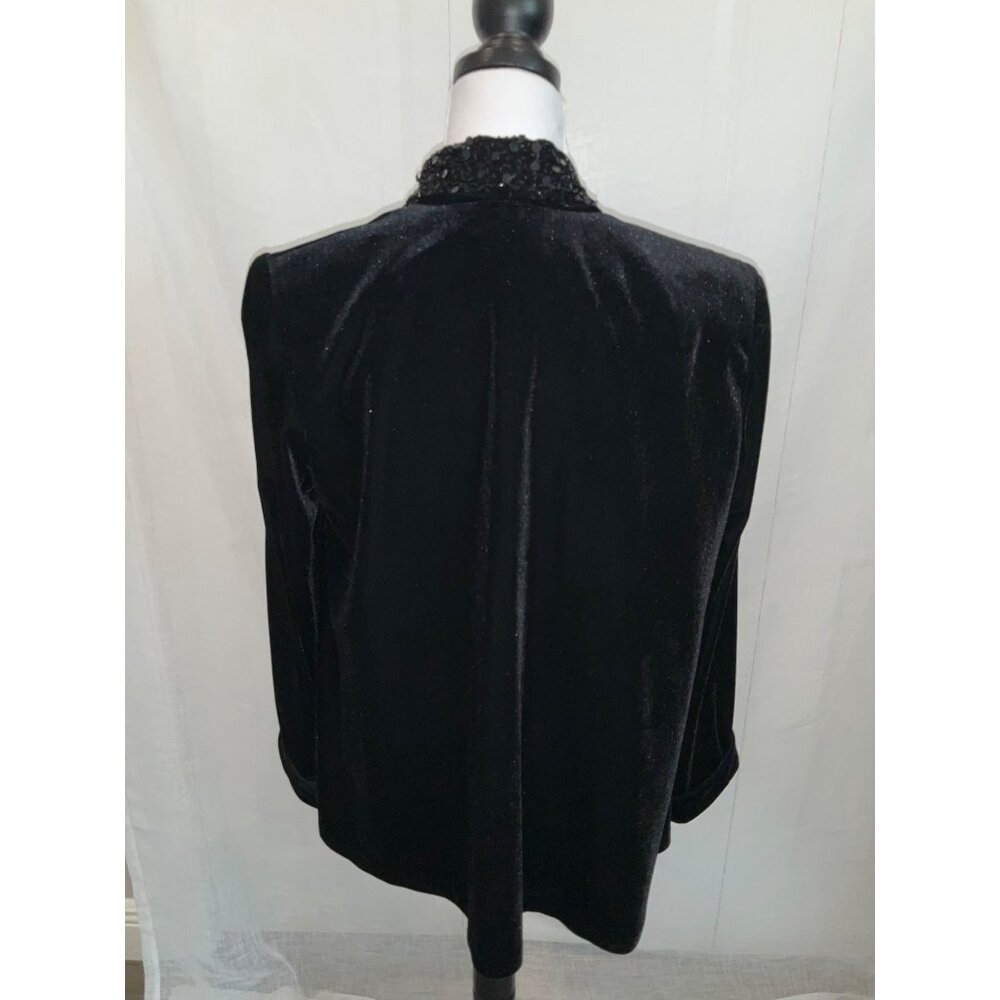 J.R. Nites Medium by Caliendo Beaded & Sequined Black Lined Velvet Jacket - Picture 4 of 6